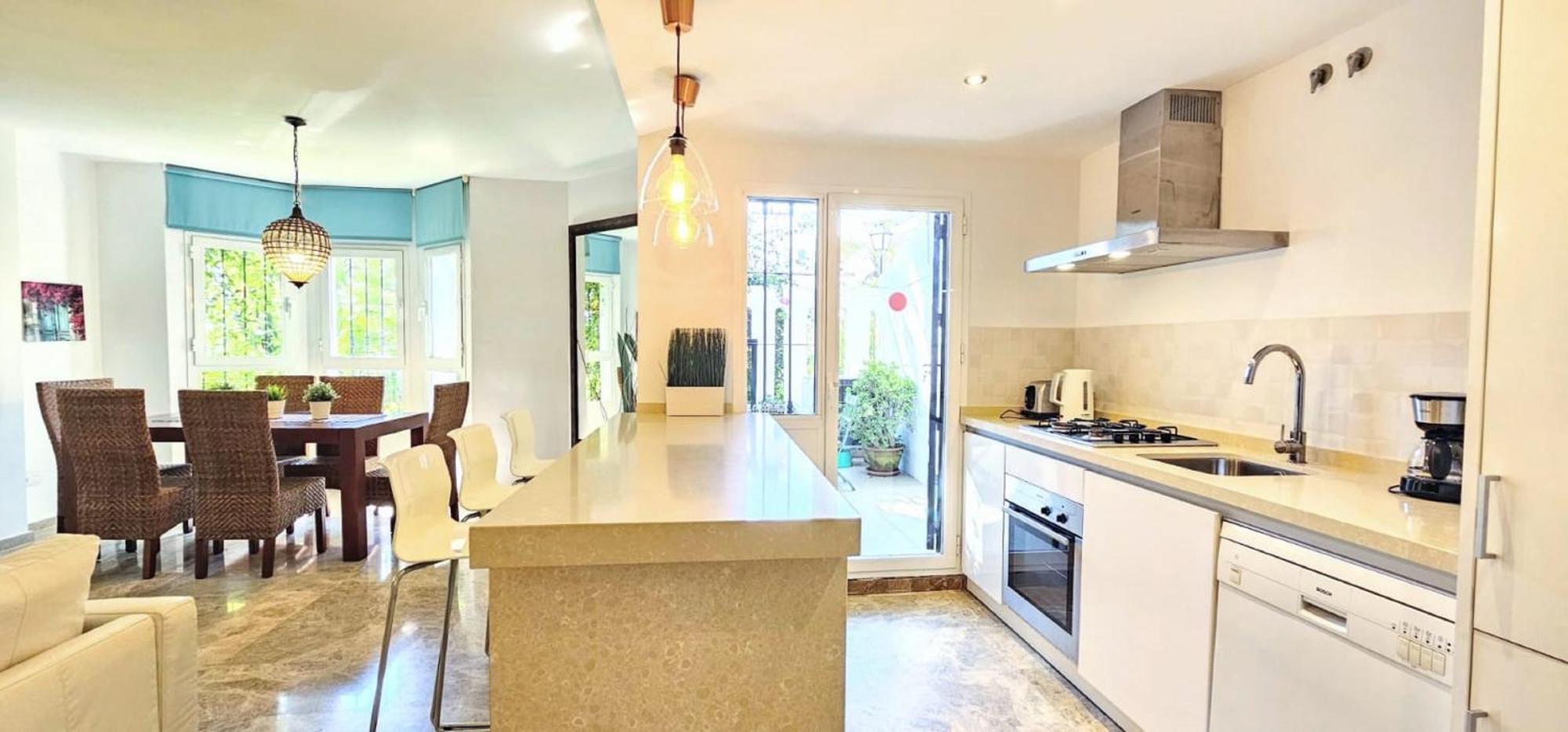 Naranjos Close To Puerto Banus Apartament Marbella