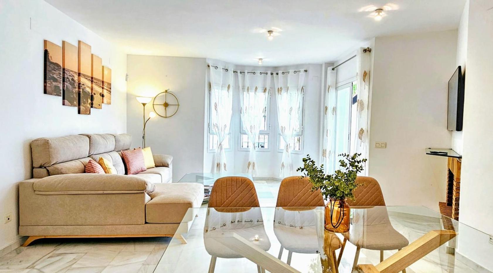 Naranjos Close To Puerto Banus Apartament Marbella