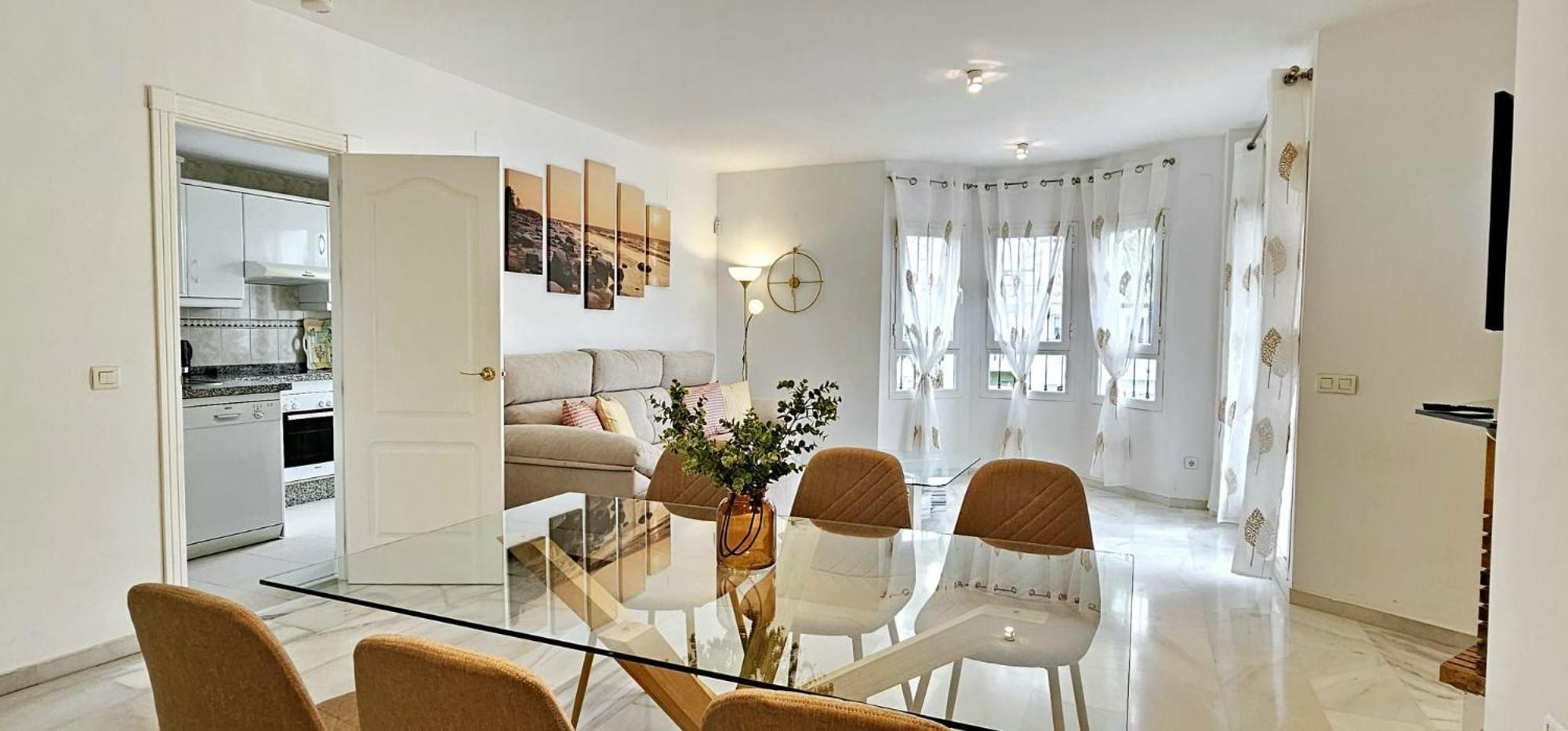 Naranjos Close To Puerto Banus Apartment